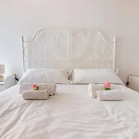Landi 6 - Free Street Parking, Elevator Apartman