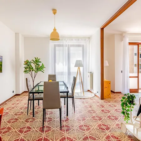 Apartman Landi 6 - Free Street Parking, Elevator