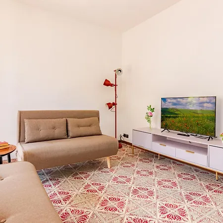 Landi 6 - Free Street Parking, Elevator Apartament *